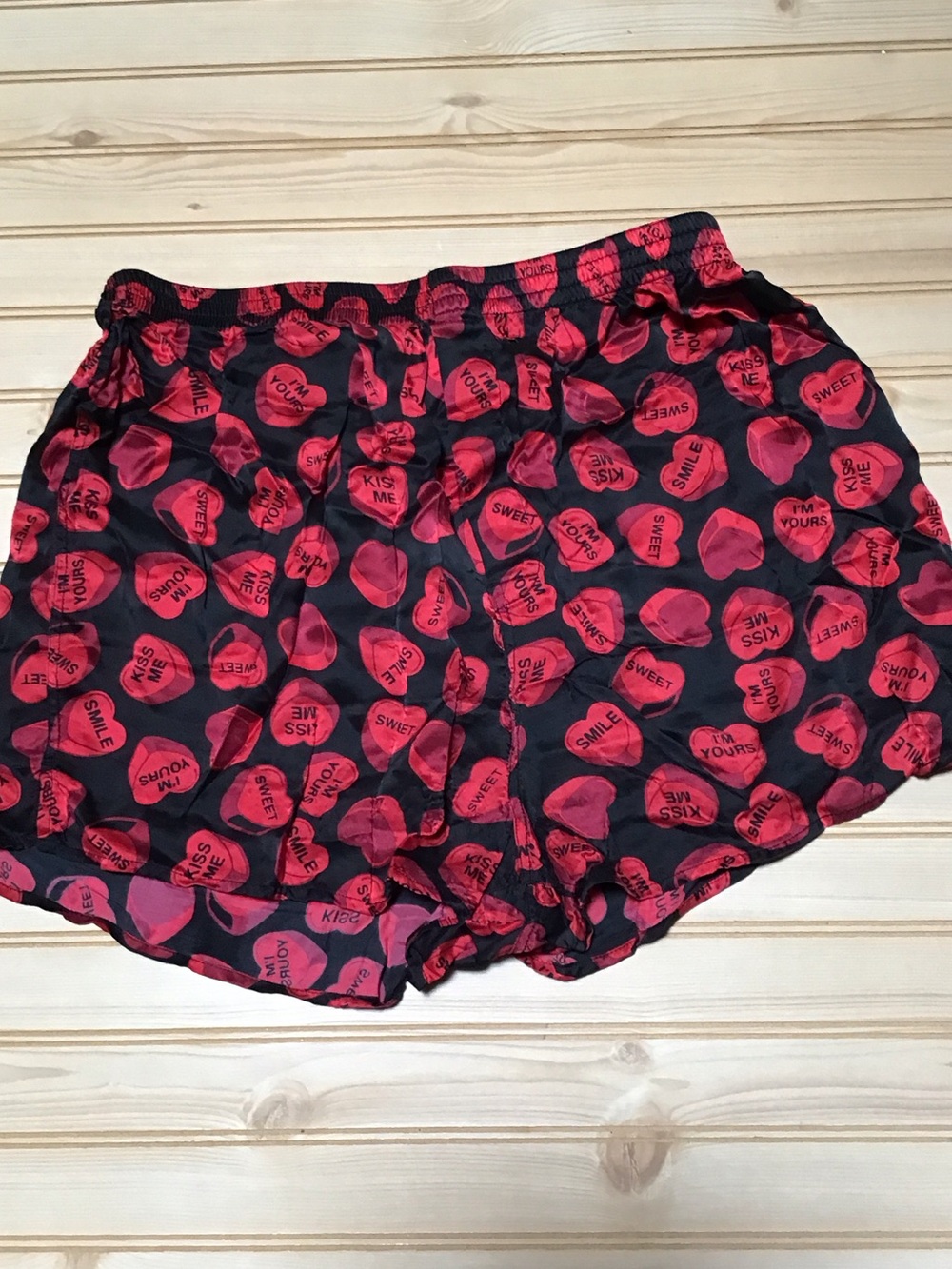 Joe Boxer 100% Silk Black Red Candy Hearts Large Boxer Shorts Romantic Satiny
